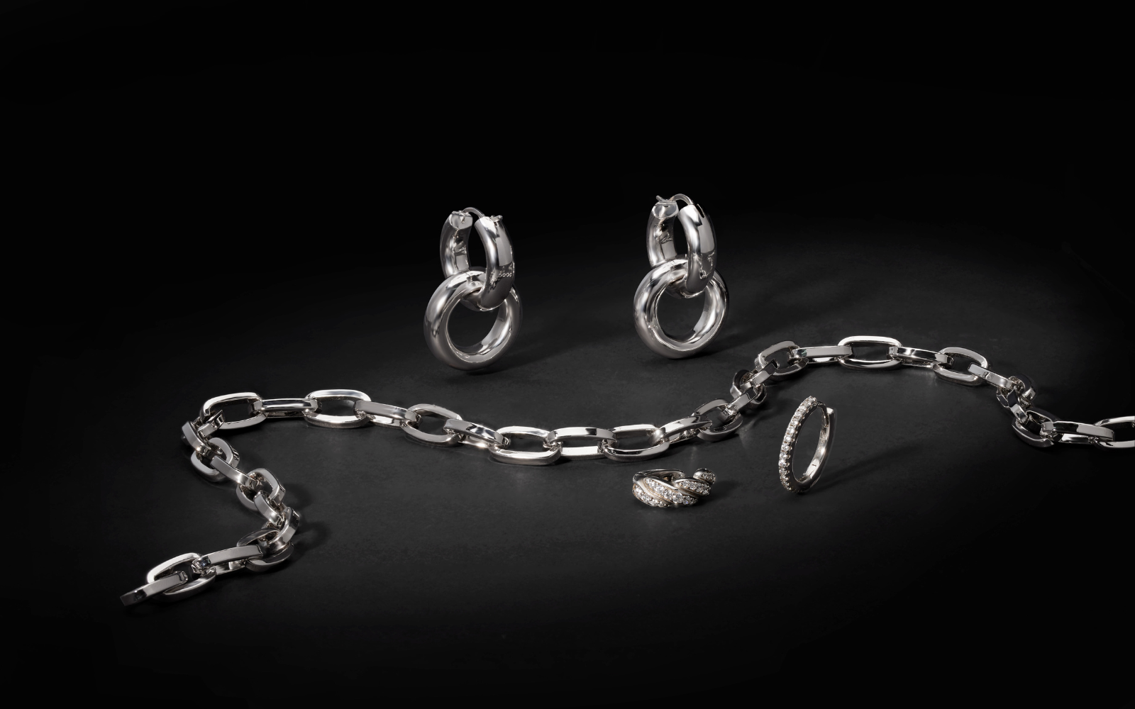 Sterling Silver Guide: Composition and Benefits