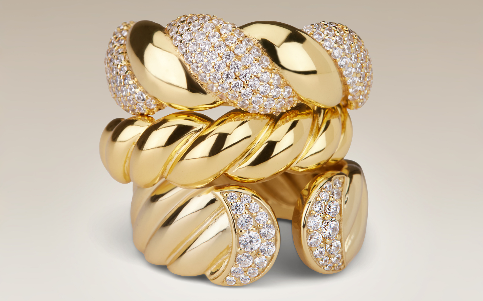 How To Stack Rings