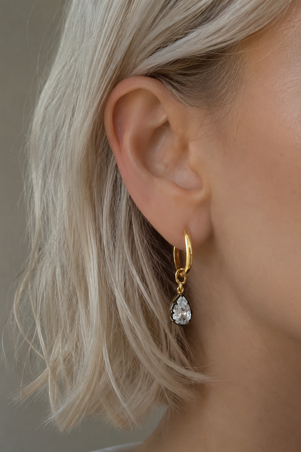 12.5mm Gold Huggie Earring Set With Vittoria Black & Gold Charm