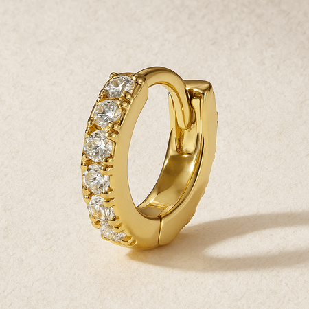 GRADUATED PAVE HUGGIES