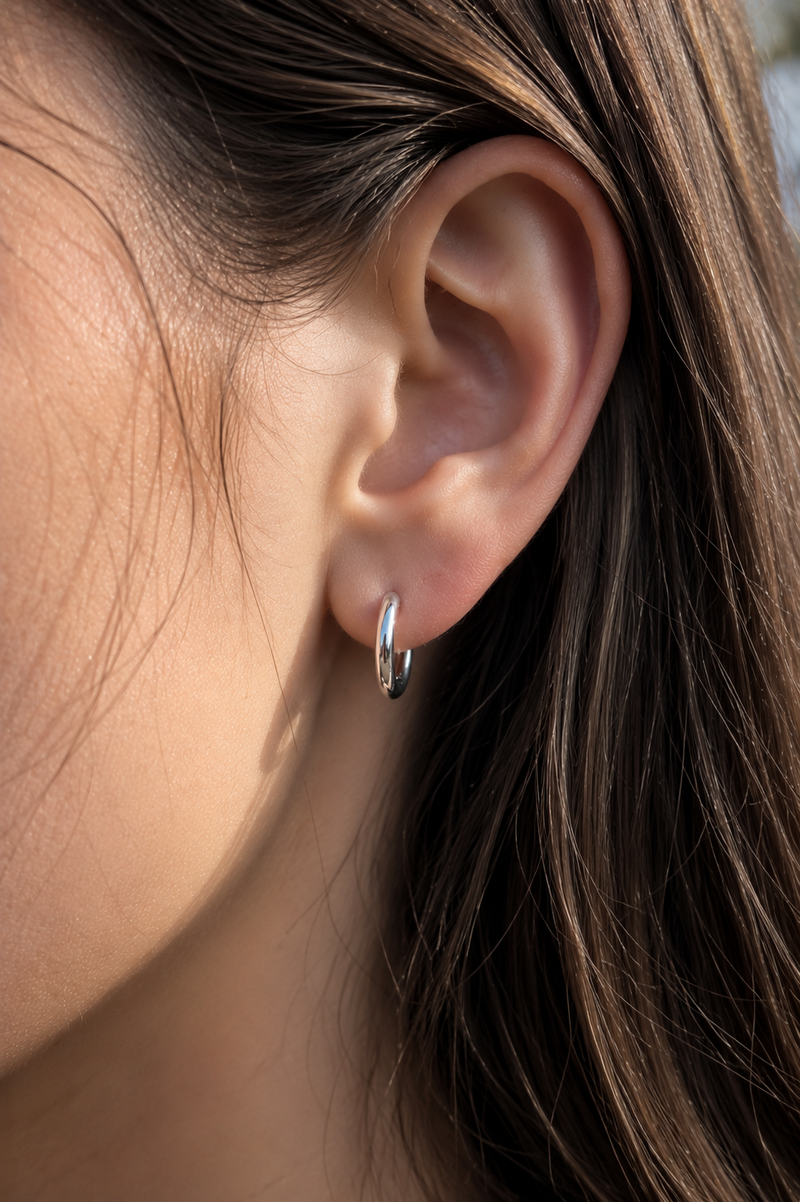 8.5mm Silver Huggie Earring