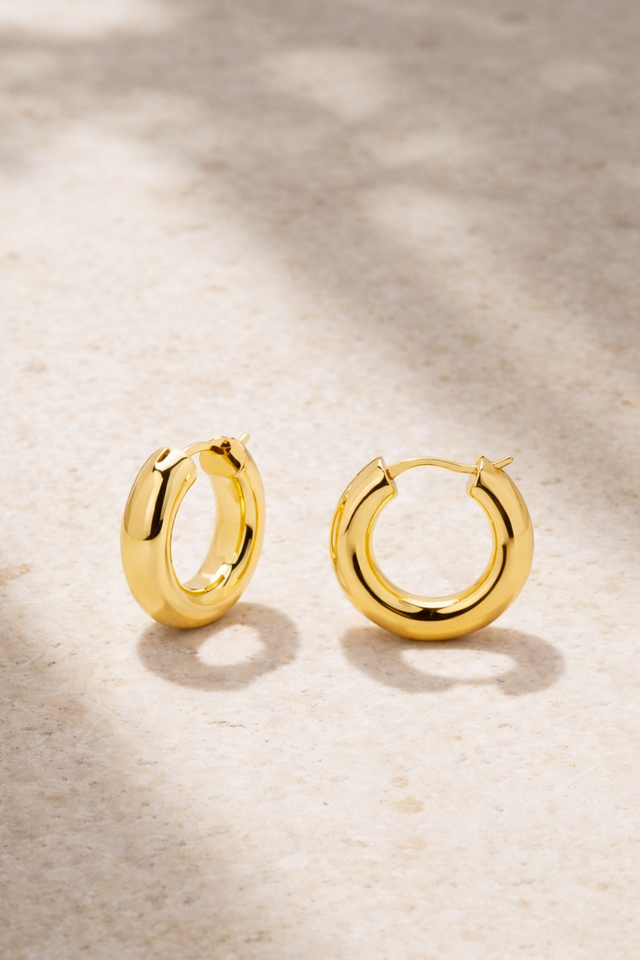 Bella 2cm gold hoop earrings chunky lightweight everyday hoops