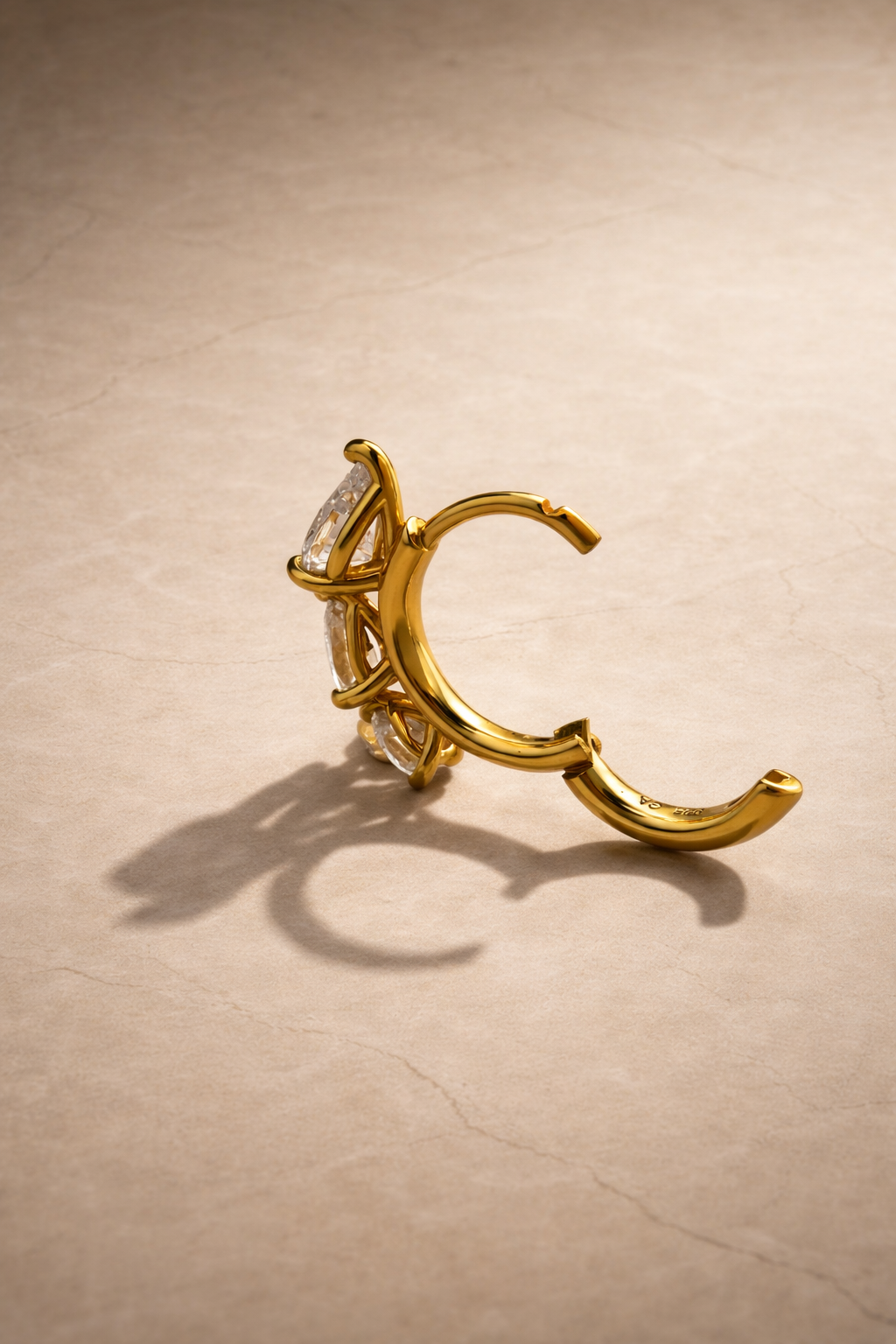 Cascade 8.5mm Huggie - Gold OPEN