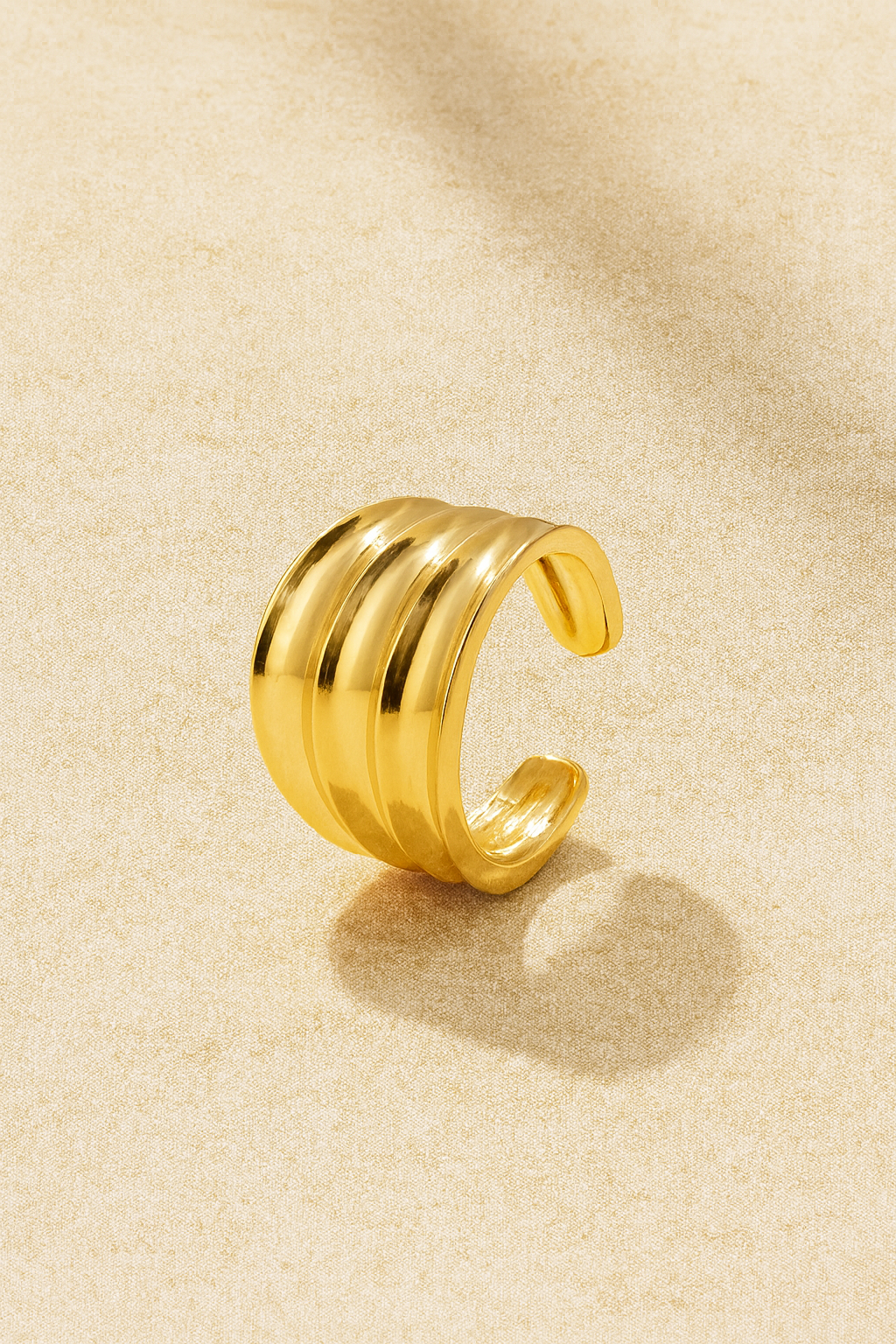 Como Gold Vermeil Ear Cuff earring