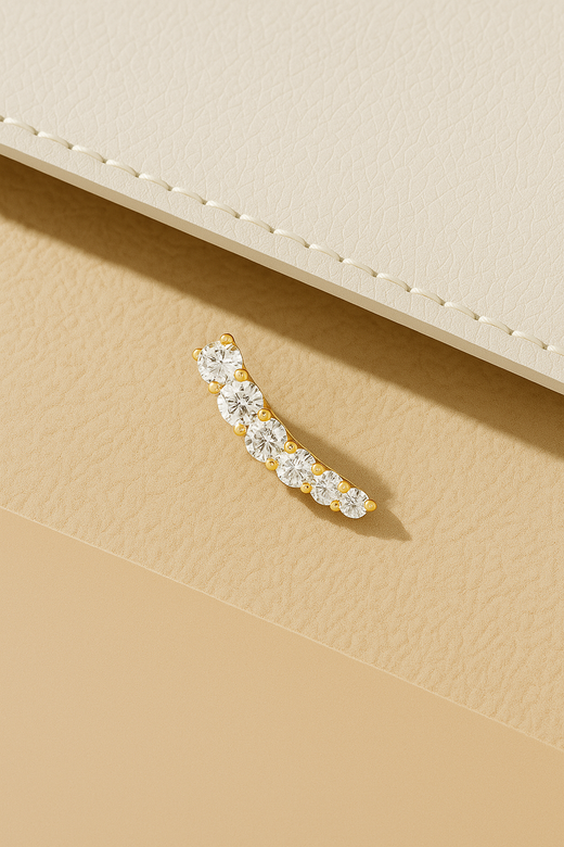 Croissant gold vermeil stud earring