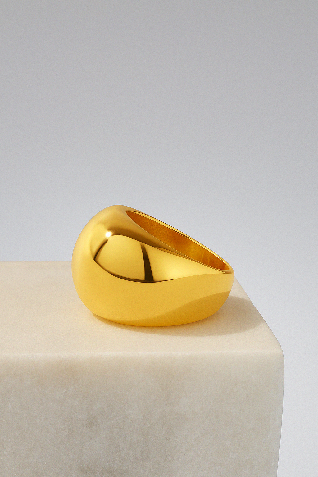 Darla gold ring