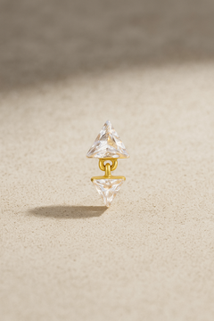 PYRAMID STUD