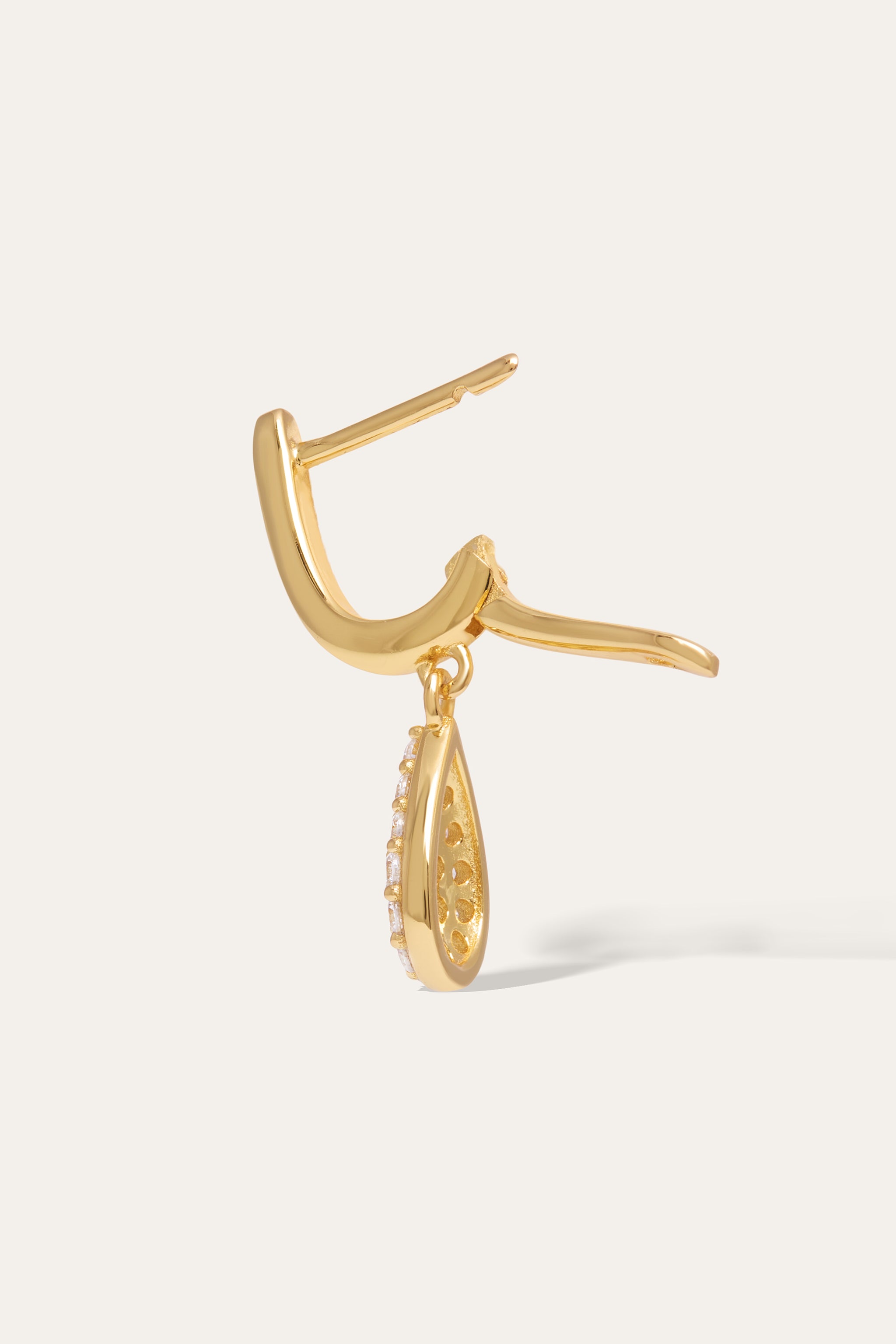 gold stud earrings