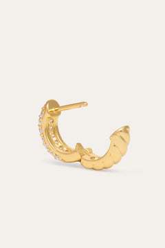 gold stud earrings
