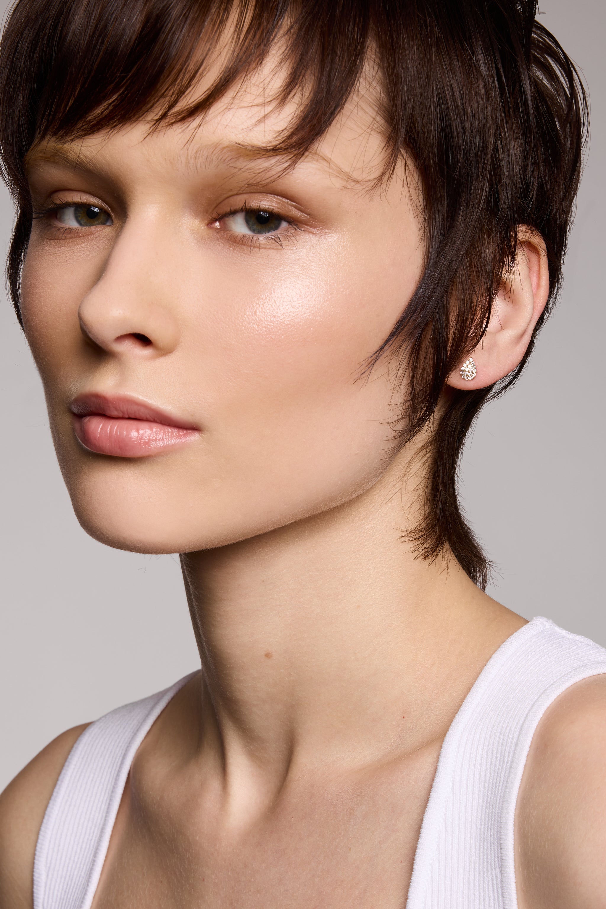 gold stud earrings