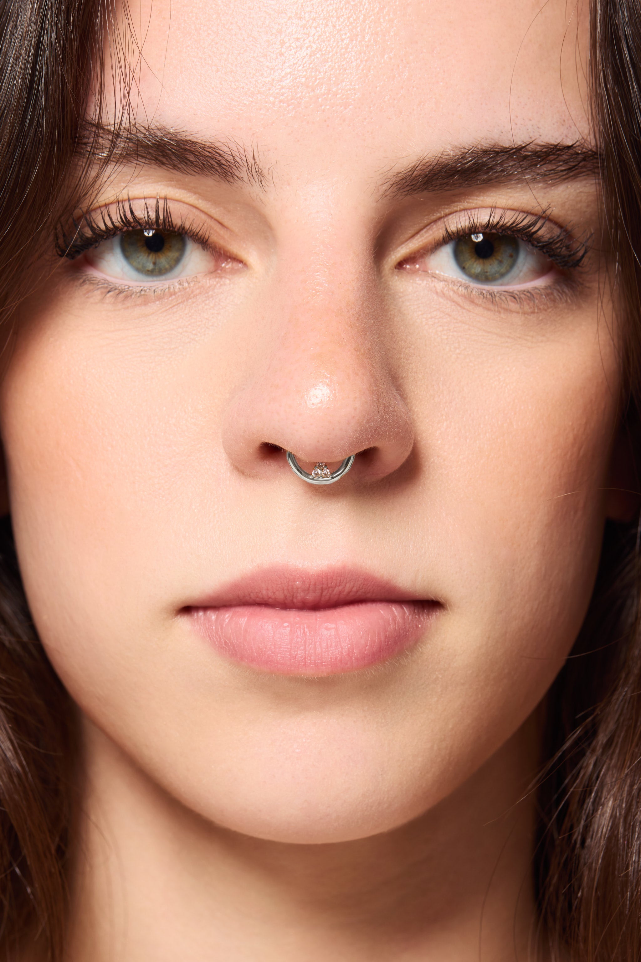 Silver Clicker 90s Icons & Modern Jewelry: Timeless Styles Revisited – Galleria Armadoro