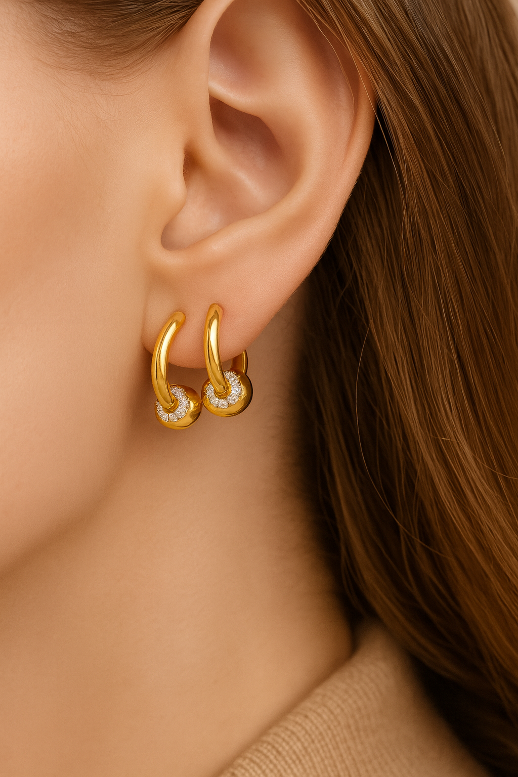 Soraya Piecing Bead Gold Huggie