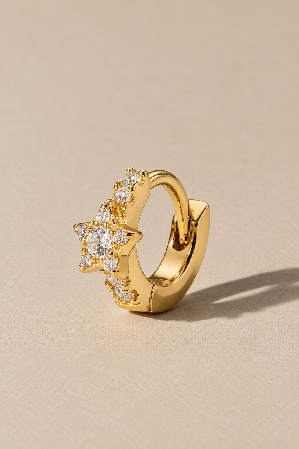 6.5 mm star gold vermeil huggie