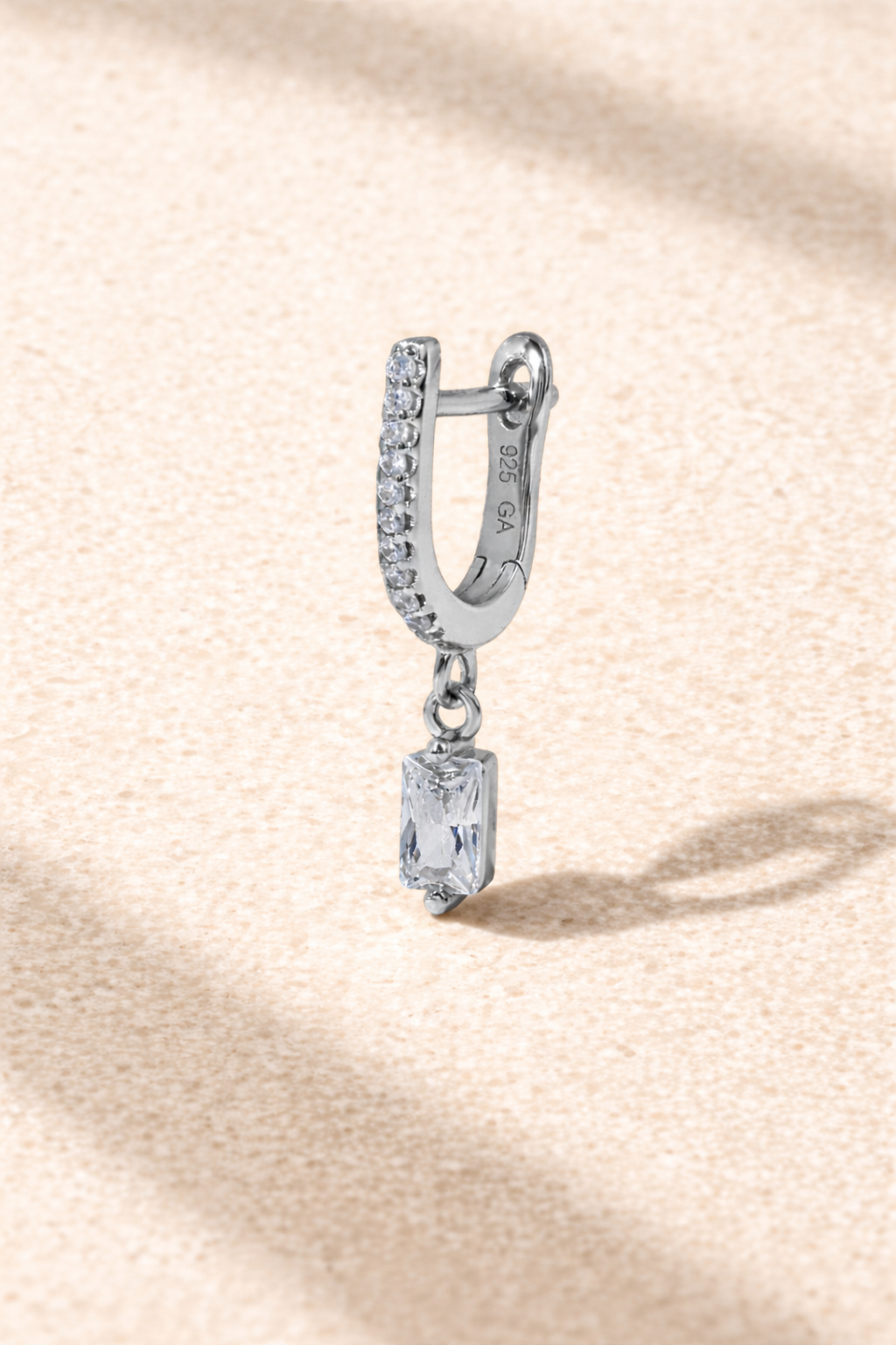 Hanging mini baguette sterling silver earring