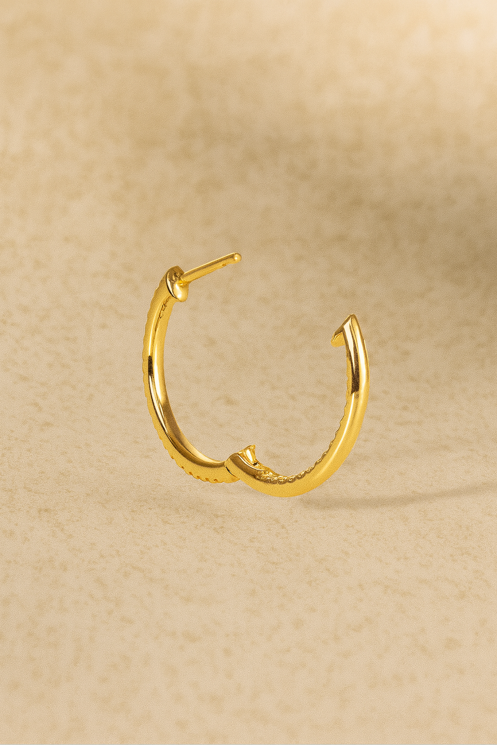 Inside-Out 18 mm gold vermeil hoop