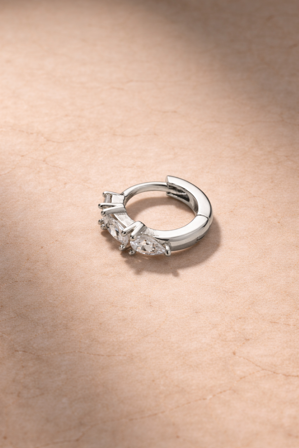 Ivy 6.5 mm Mini Hoop – Silver DOWN