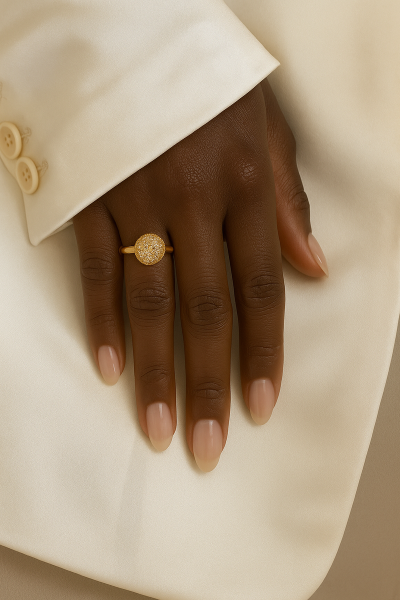 Lumi pave gold bead ring black