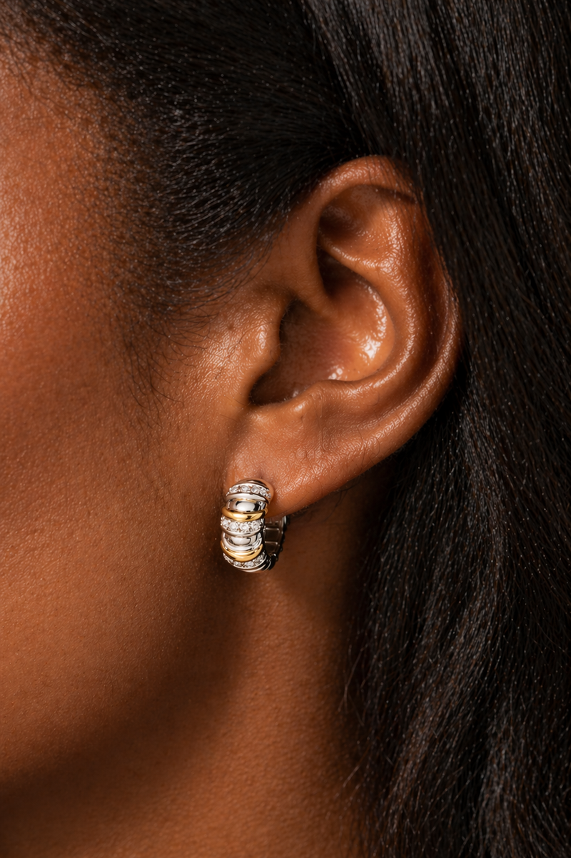 Noor Two-Tone Huggie Earring