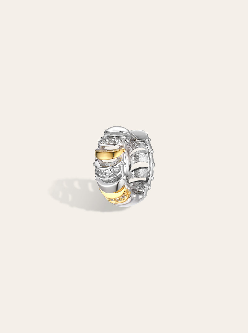 Noor Two-Tone Huggie Earring single