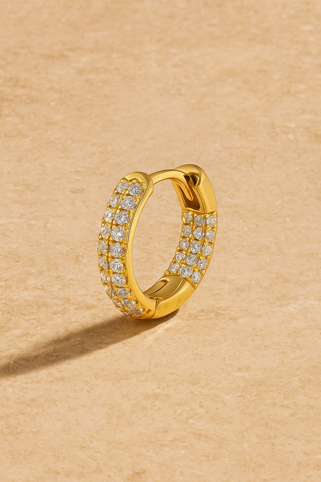 Oval three rows gold vermeil huggie
