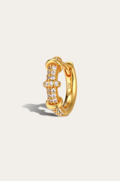 Pavé Cross-Bar Huggie in 18ct Gold 