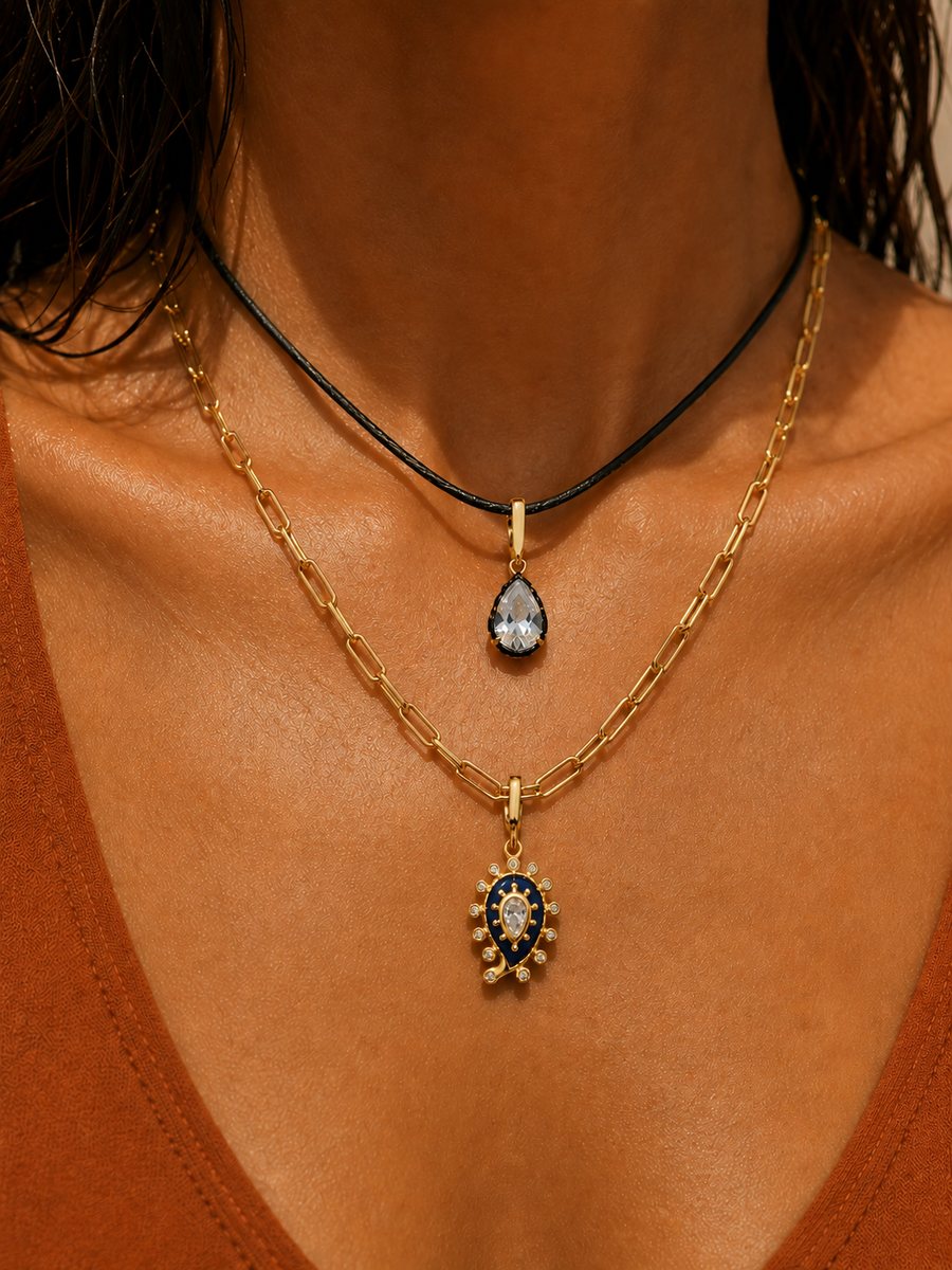 Gold summer jewellery close-up