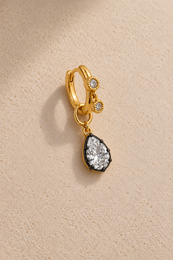 Simple Shaker 8.5mm Gold Huggie with Vittoria Black & Gold Charm