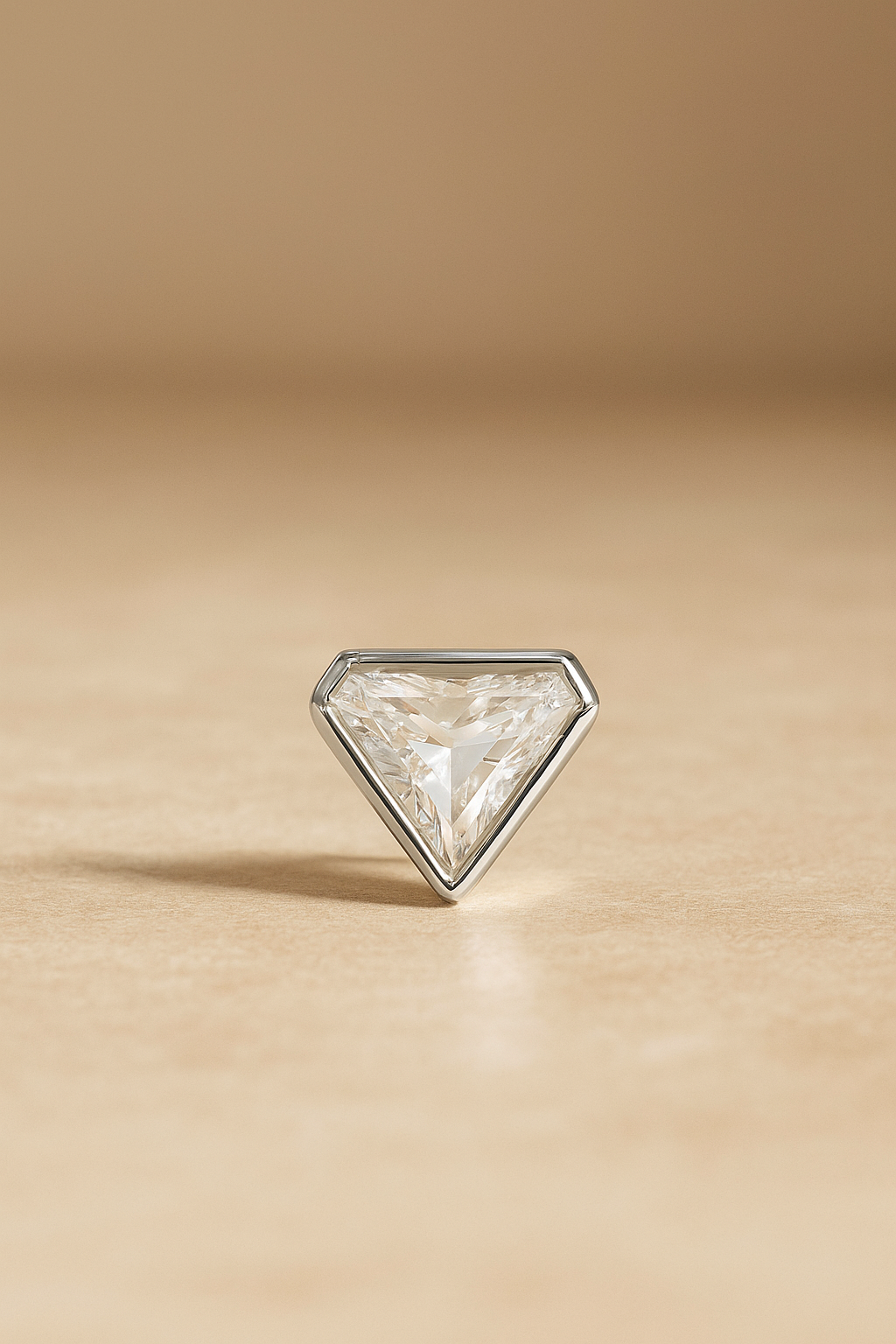 Small pyramid sterling silver stud earring (ball screw)