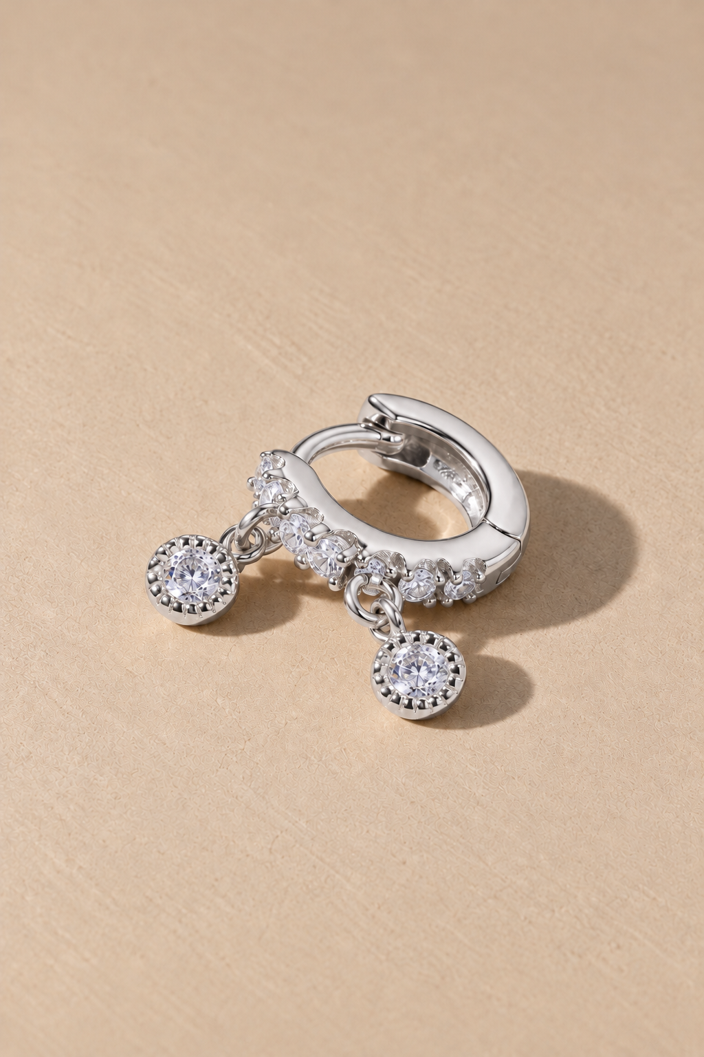 6.5 mm shaker sterling silver huggie