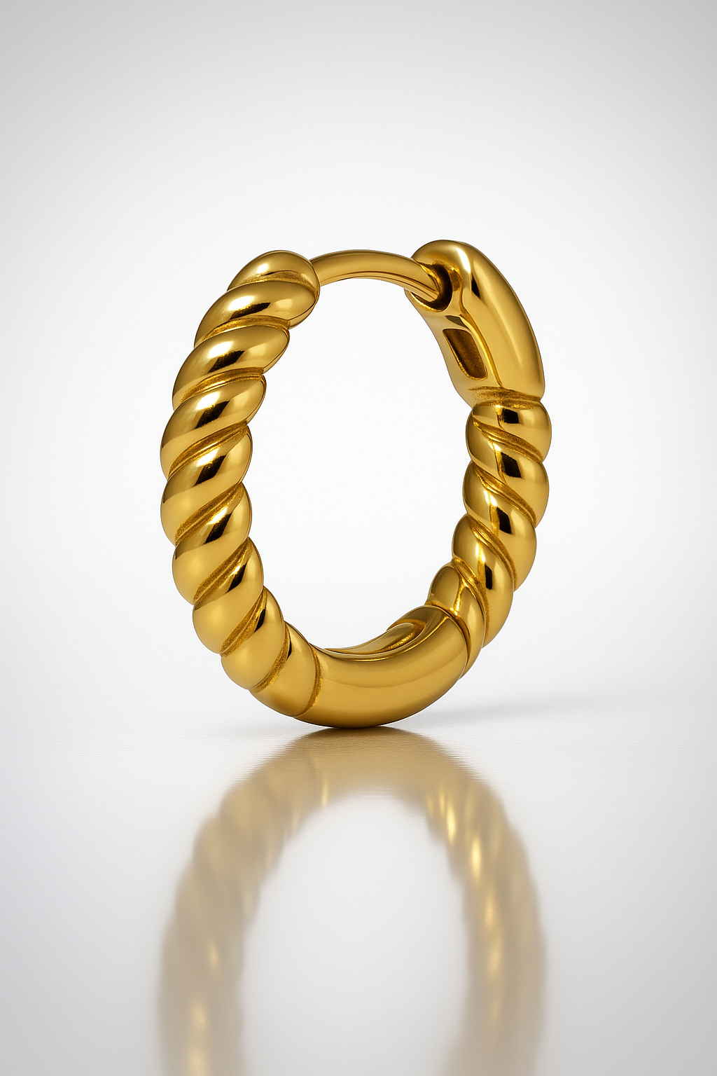 Speira 11mm gold vermeil huggie