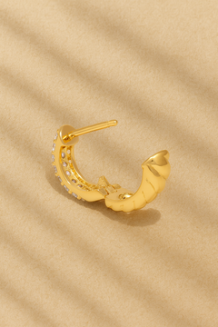 Speira Pave Gold Vermeil Huggie side