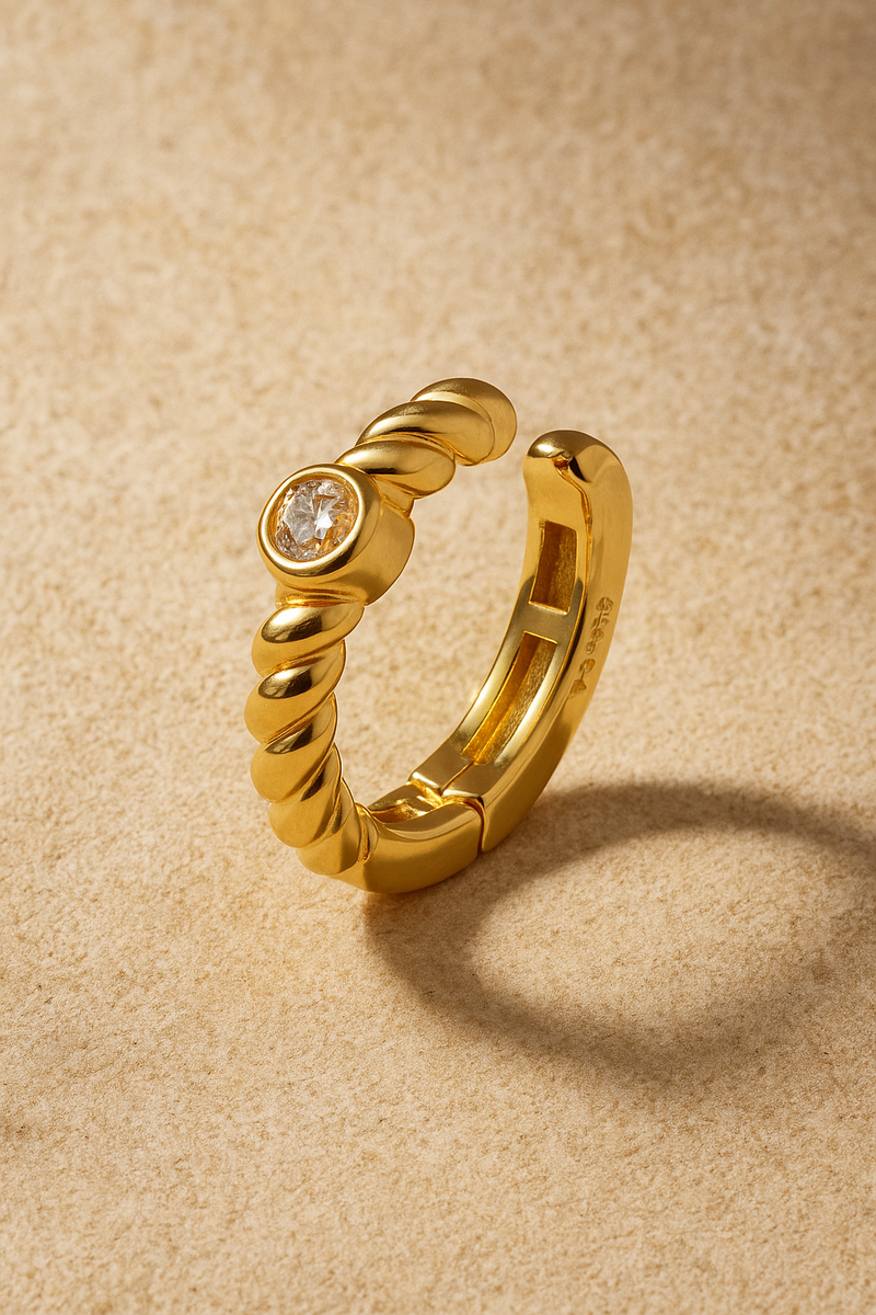 Speira round cz gold vermeil ear cuff