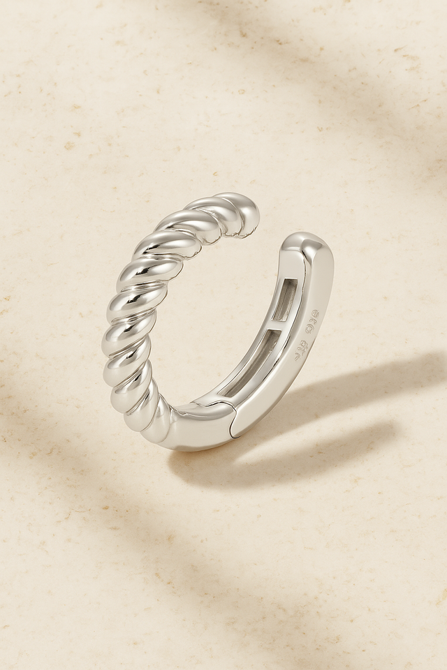 Speira sterling silver ear cuff