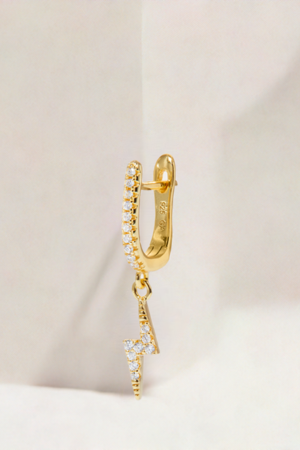 Hanging bolt gold vermeil earring