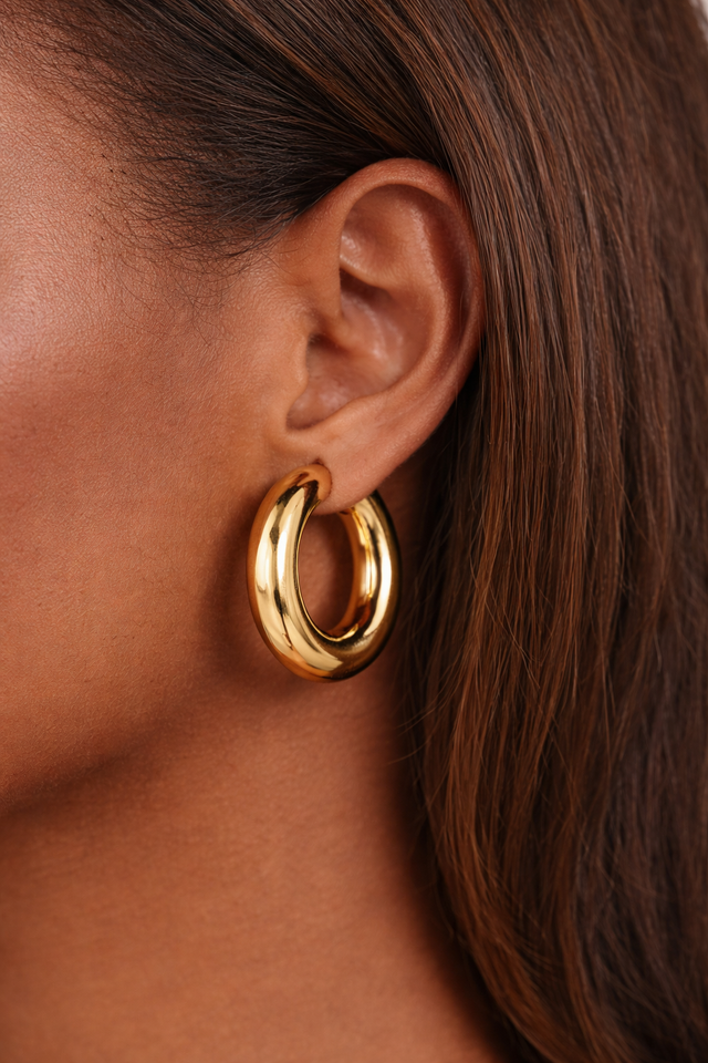 chunky gold hoop earrings 3cm polished thick 9mm wide detail