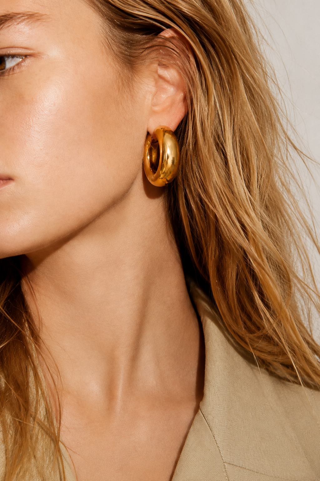 Mini Darla Gold Hoops