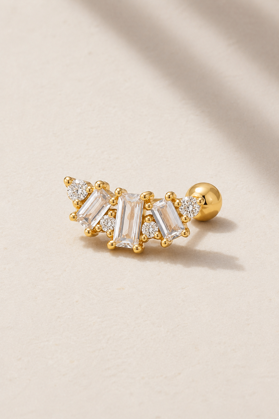 Lumière Gold Ball Screw Stud Earring