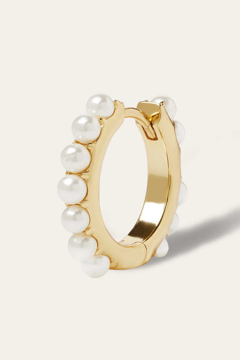 Dolly 11mm gold vermeil pearl huggie