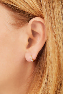 Mini Gala 6.5mm gold vermeil huggie