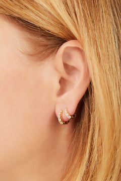 Mini Gala 6.5mm gold vermeil huggie