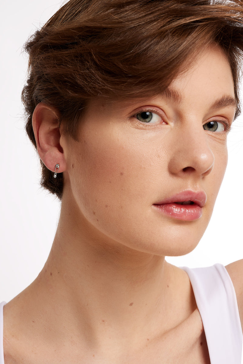 Ora sterling silver stud