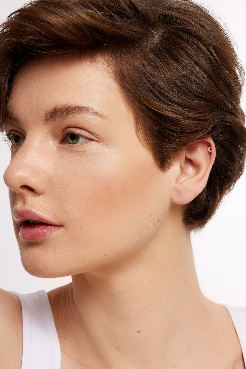 Vee gold vermeil stud (ball screw)