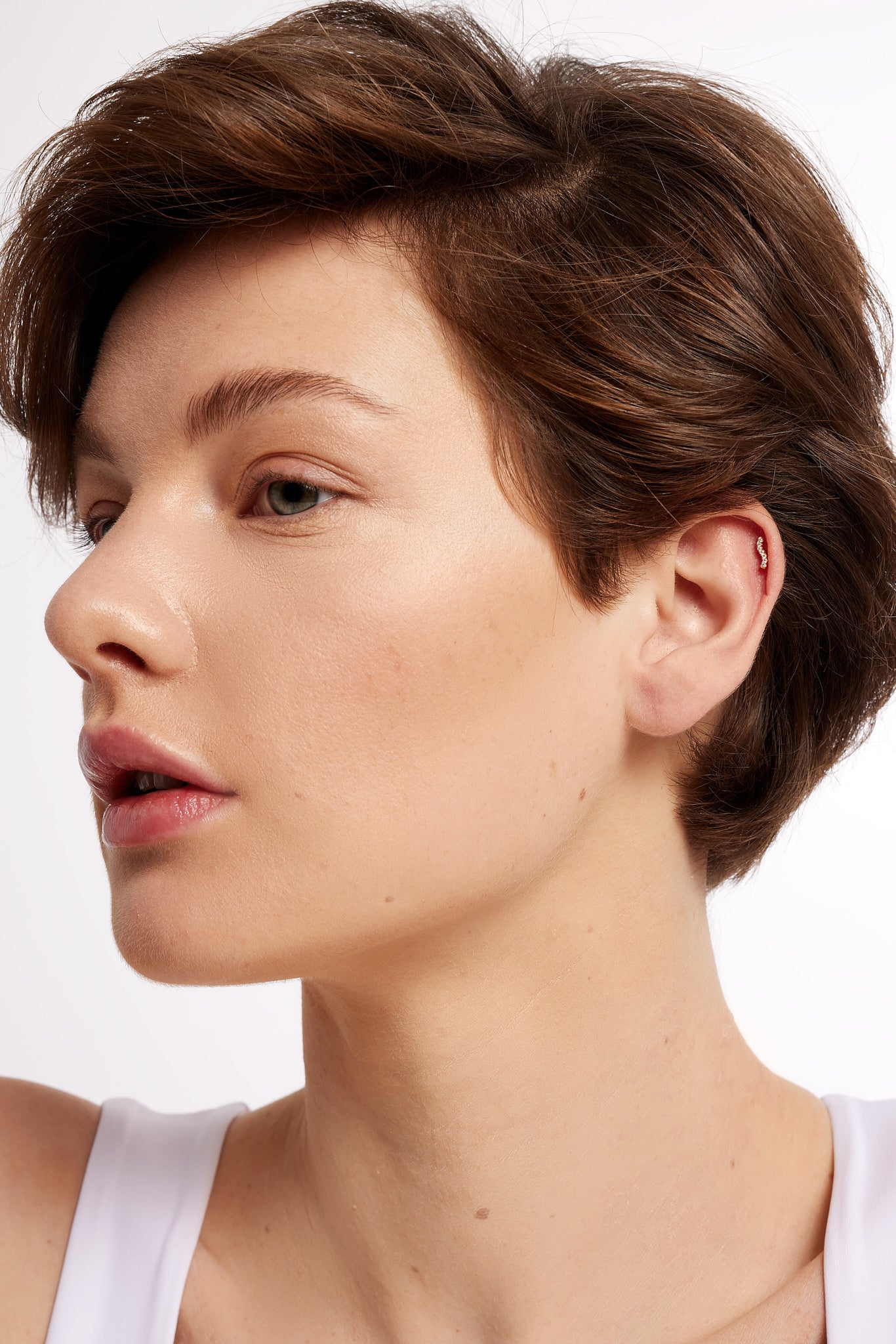 Kyma gold vermeil stud (ball screw)