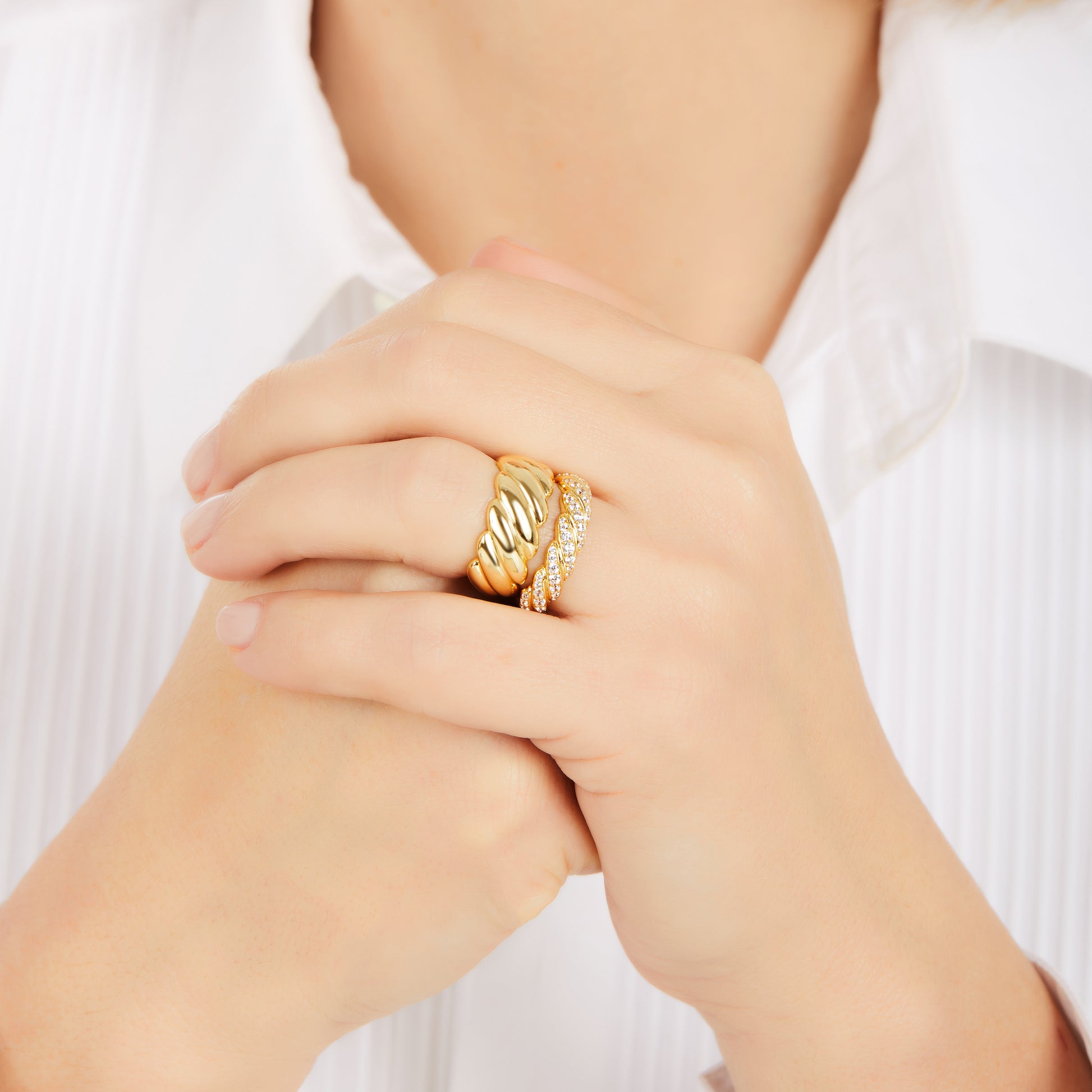 Speira small band pave ring