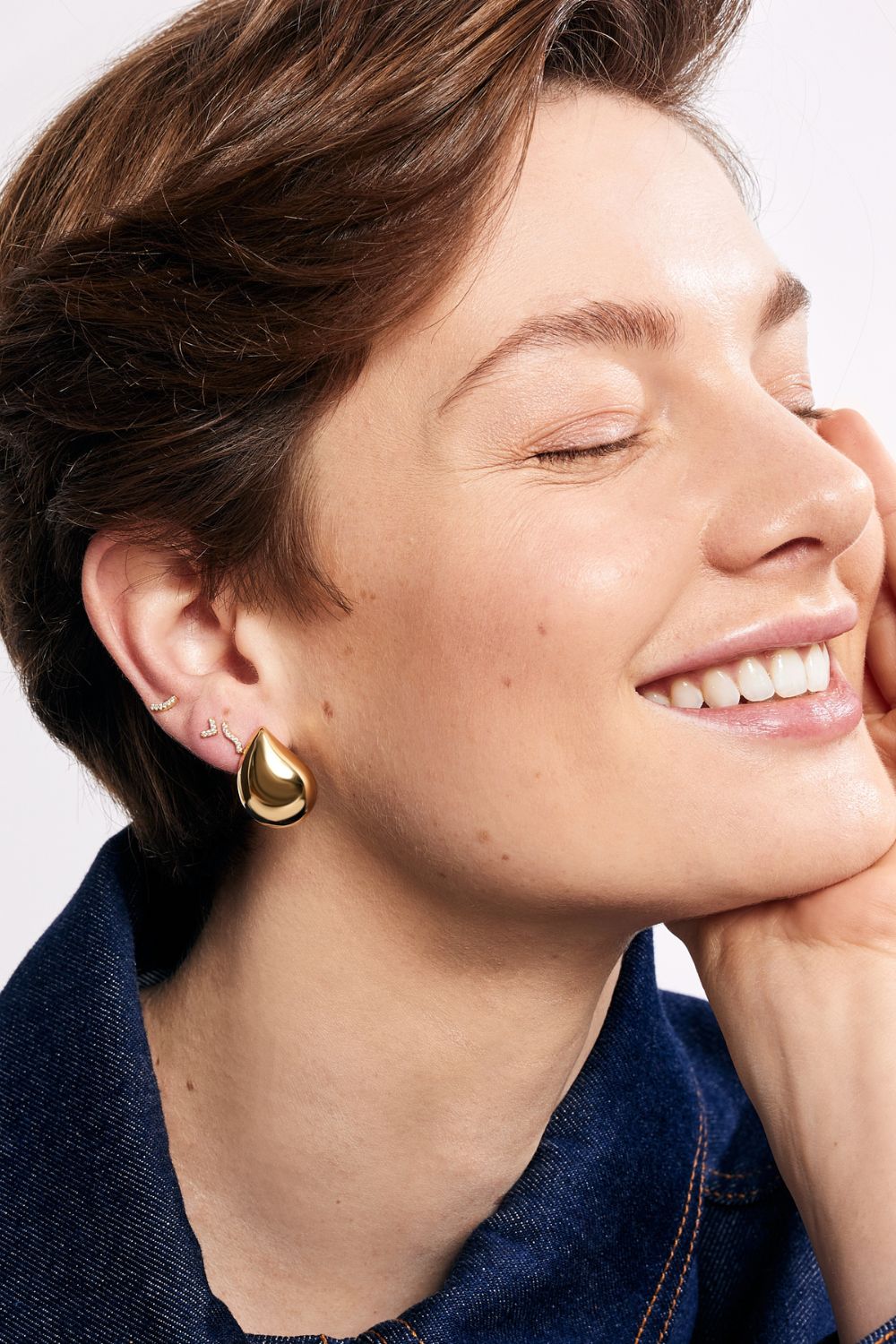 Vee gold vermeil stud